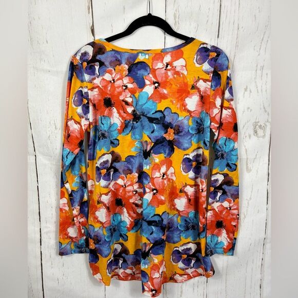 LuLaRoe Watercolor Multicolored Floral Top Longsleeve - Picture 2 of 4